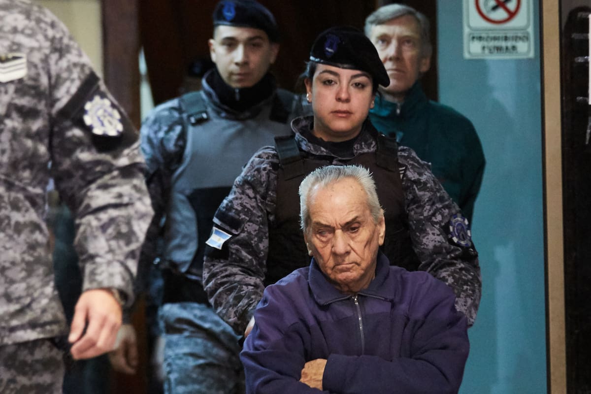 Primer jornada del juicio oral por el caso de abusos y torturas de chicos hipoacusicos ocurrido en el Instituto Provolo, ubicado en la ciudad mendocina de Lujan de Cuyo. Tribunales provinciales de Mendoza. Los acusados Nicola Corradi, Horacio Corbacho