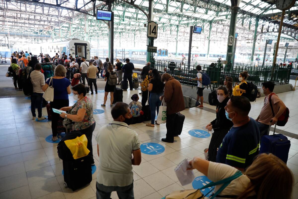 Primer tren a Mar del Plata con turista en lo que va de la Pandemia coronavirus Covid 19 cuarentena