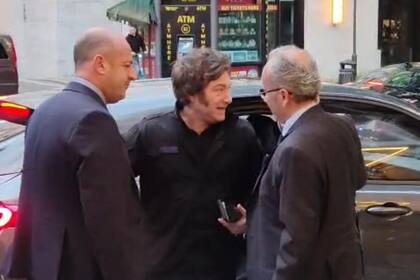 Primeros momentos del presidente, Javier Milei, en Roma, donde viajó para asistir al funeral del Papa Francisco.