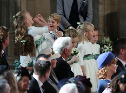 George y Savannah Phillips captaron la atención de los fotógrafos durante la ceremonia.