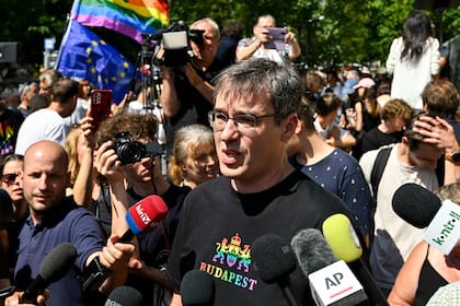 Procesan al alcalde progresista de Budapest por organizar un evento prohibido del Orgullo