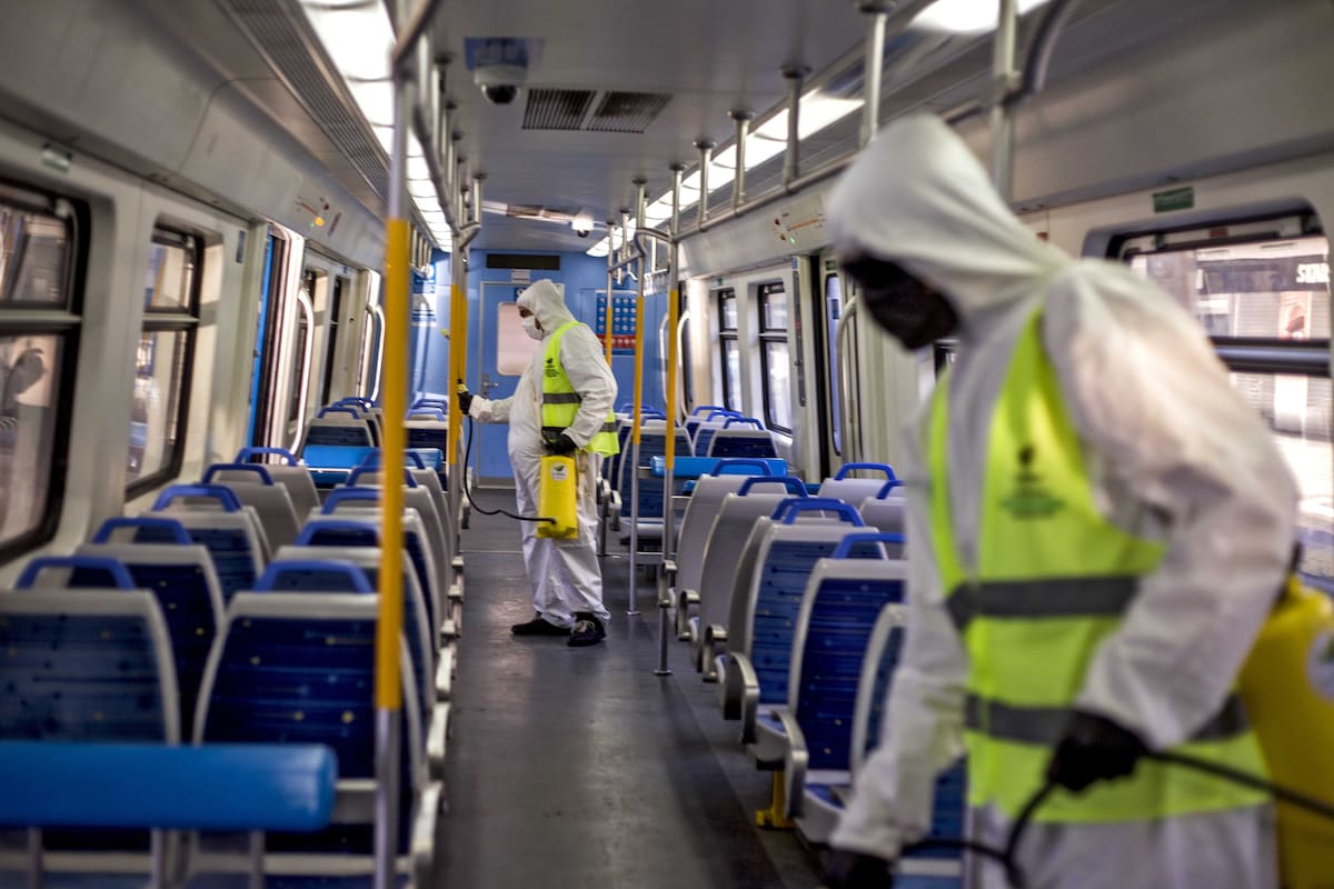 Proceso de desinfección en el transporte público en la ciudad de Buenos Aires