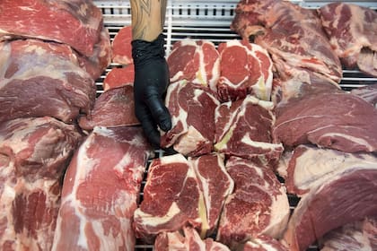 El consumo masivo continuará reponiéndose desde niveles muy bajos.