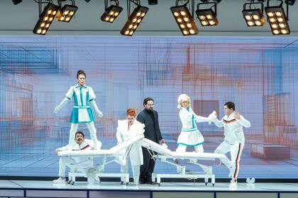 Producción de ópera de Mozart en Detroit convierte a sus personajes femeninos en autómatas