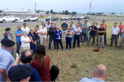 Productores en la asamblea en Coronel Suárez
