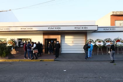 Profundo dolor en la despedida de Juan Carlos Cruz