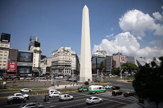 Programa financiero 2027 de la Argentina "es menos desafiante" que en 2026: Gobierno