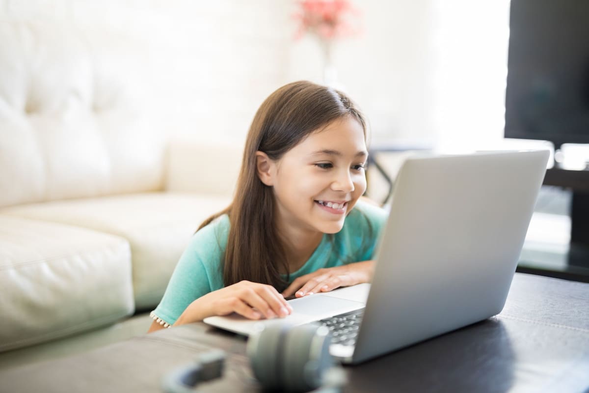 Program.ar subió una enorme cantidad de cursos para que chicos de nivel primario y secundario aprendan a programar en su casa