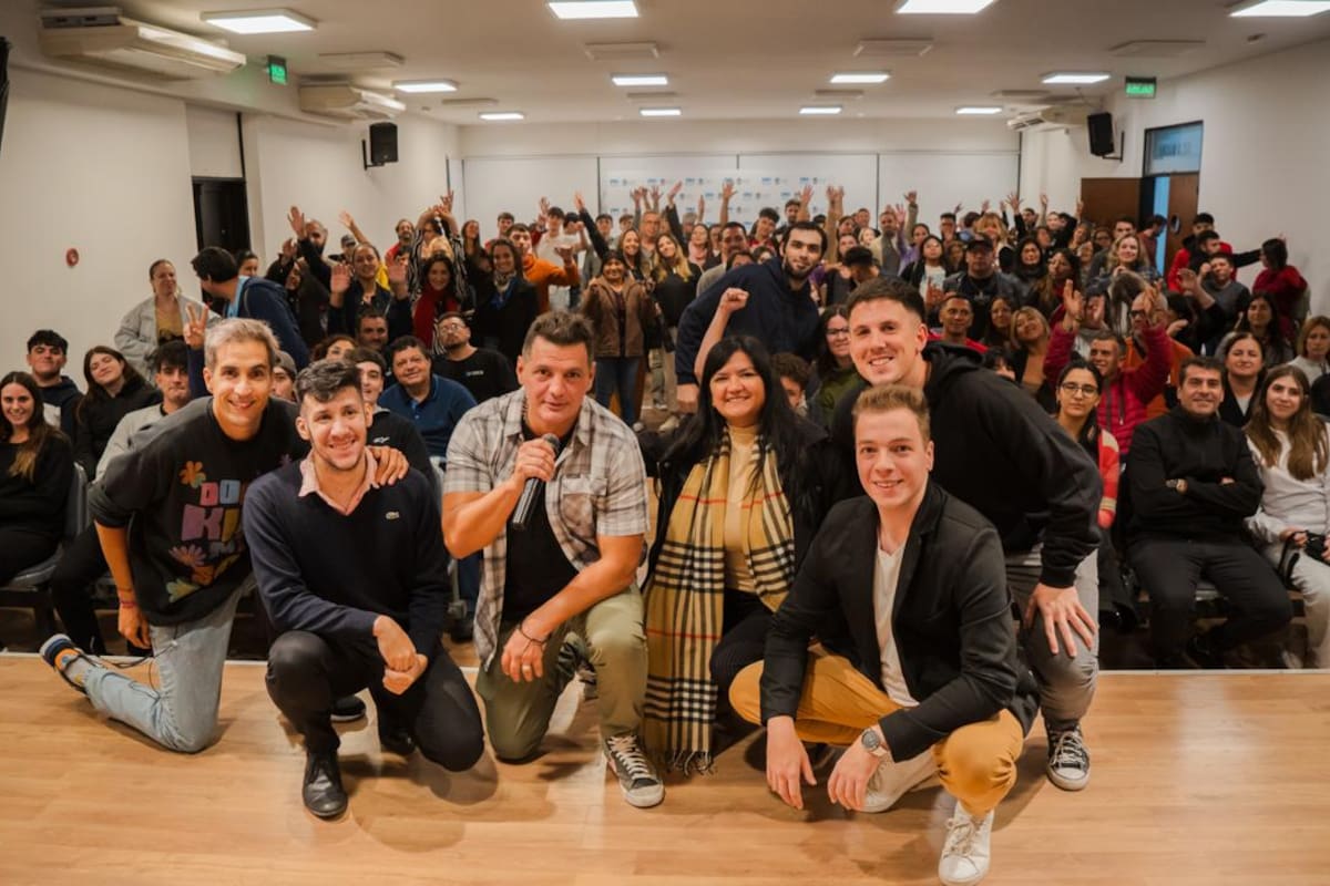 "Programo mi Futuro", el proyecto educativo fundado por Federico Ortiz