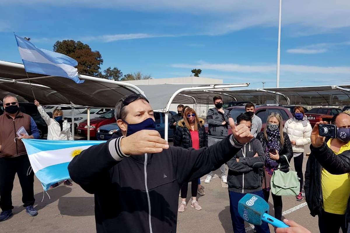 Propietarios tratan de ingresar a Monte Hermoso