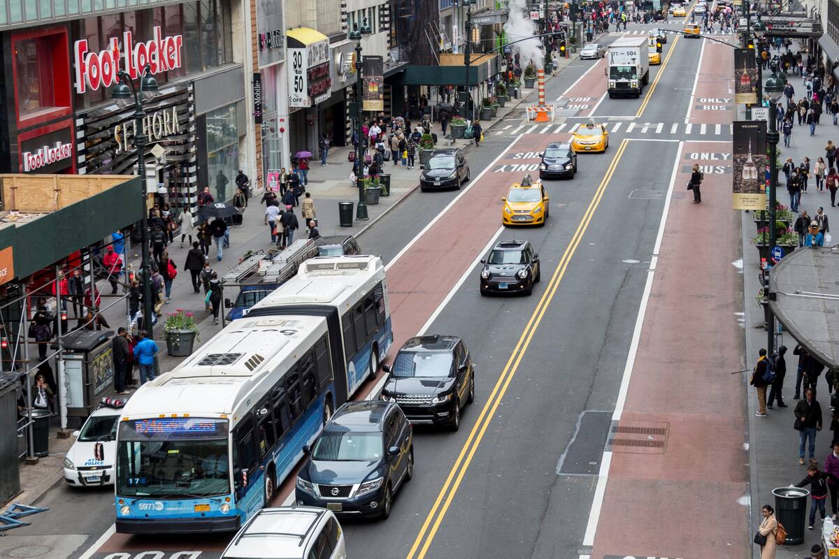 Proponen contruir una nueva vía de autobuses en la 34 Street