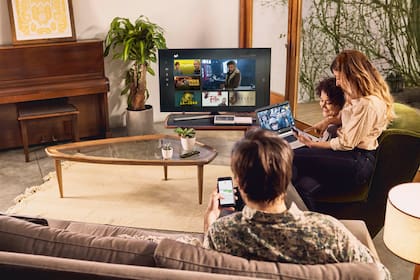 Proponiendo una manera diferente de disfrutar de contenidos audiovisuales, Movistar presenta su servicio de televisión interactiva