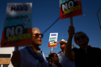 Protesta ante la cita de César Jáuregui ante la Fiscalía en Ciudad Juárez, en mayo