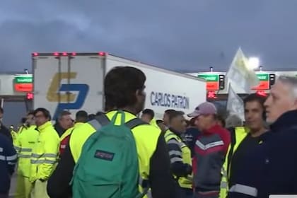 Protesta de empleados de peaje.