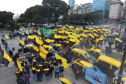 Protesta de taxistas contra Uber