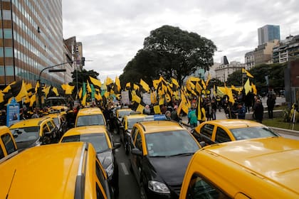 Protesta de taxistas contra Uber