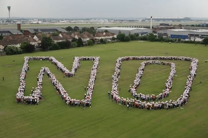 Protesta de vecinos contra la ampliación de Heathrow