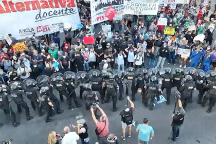 Protesta en el Obelisco contra la reforma laboral