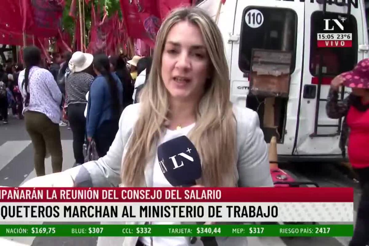 Protesta frente al ministerio de Trabajo