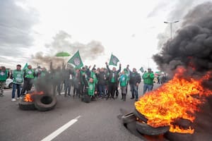 protestas de ate en cordoba ante la inminente llegada del presidente javier milei