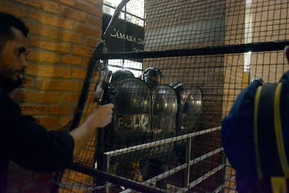 Protestas en la Cámara de Diputados de Misiones