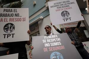 Protestas en Tenerife contra la llegada del crucero afectado por hantavirus