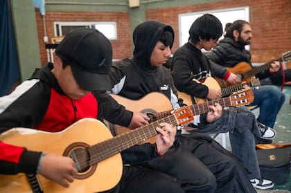 Proyecto social, educativo y musical nacido en los barrios Padre Ricciardelli (ex Villa 1-11-14) y Villa Fátima, en Villa Soldati