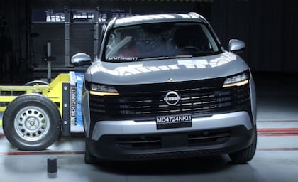Prueba de impacto lateral del nuevo Nissan Kicks
