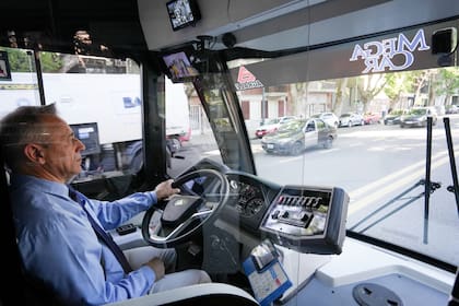 Prueba piloto con pasajeros del TramBus, el nuevo transporte eléctrico de la Ciudad de Buenos Aires. El vehículo empezó su recorrido en Villa Luro hasta Aeroparque.