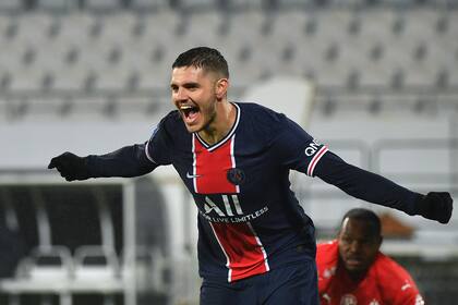 Mauro Icardi marcó el tercer gol del PSG ante Montpellier