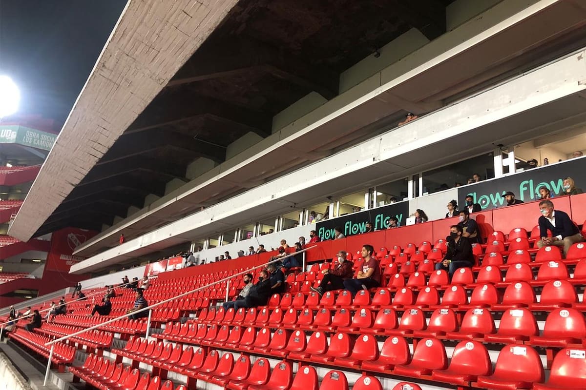 Publico en las plateas de Independiente, en el encuentro frente a Boca Juniors.