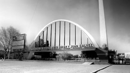 Puerta de acceso al Autódromo de Buenos Aires