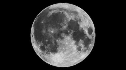 Puerta explicó que su planteamiento consiste en reutilizar los residuos y darles una segunda vida aprovechando los minerales presentes en el regolito lunar