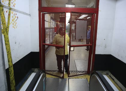 Puertas cerradas en el subte desde las 20 de ayer