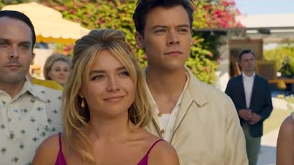 Pugh y Styles, en una escena del film No te preocupes, cariño