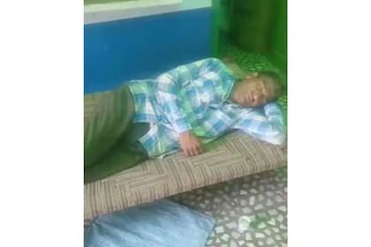Pukhram trabaja solo cinco días en un mes por su trastorno