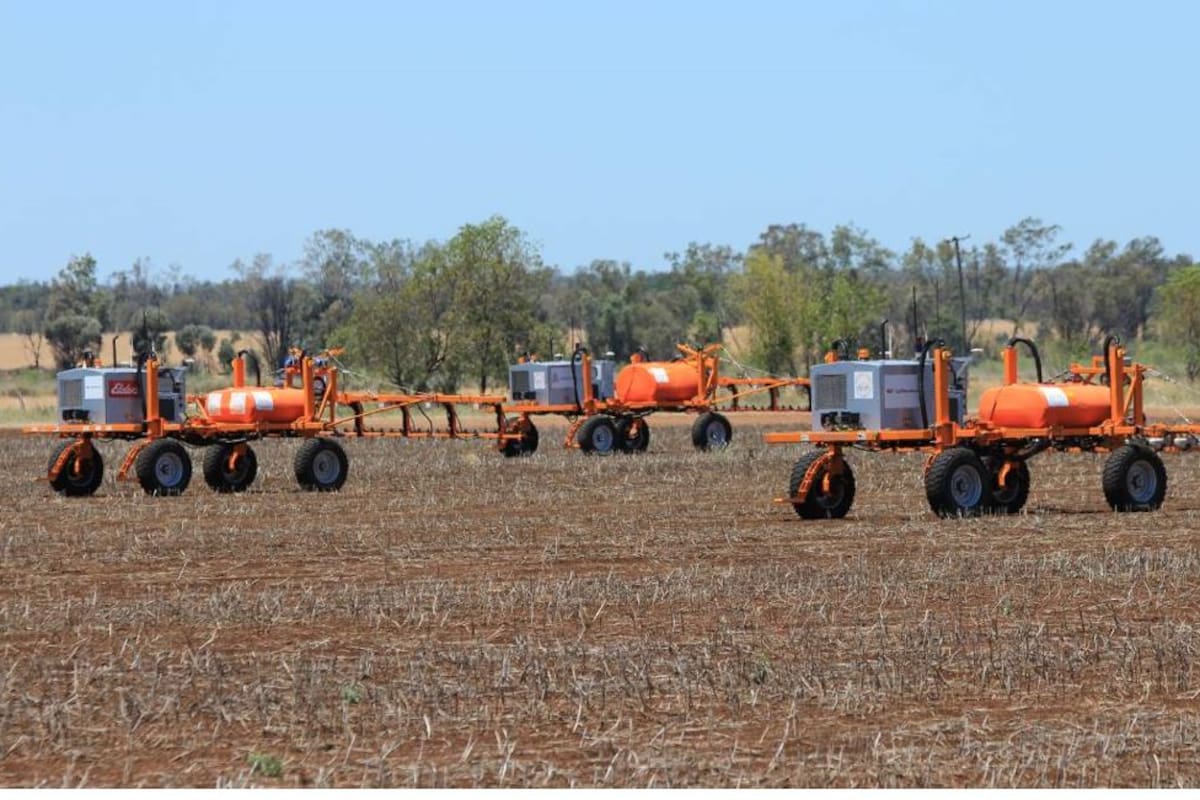 Pulverizadoras autónomas trabajando en forma coordinada