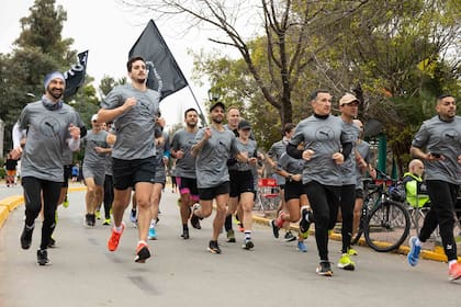 PUMA presentó las camisetas exclusivas para sus Faster Teams.