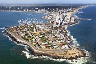 Punta del Este, uno de los destinos predilectos de los argentinos que se mudan a Uruguay