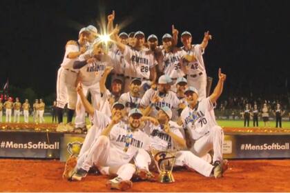 Pura felicidad; el equipo argentino campeón mundial de sóftbol en Praga