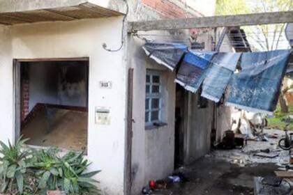 Puso a secar la ropa cerca de una estufa y se le prendió fuego la casa