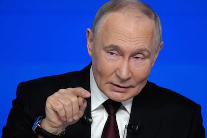 Putin afirma que el Kremlin logrará sus objetivos militares en Ucrania