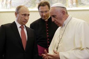 Putin escuchó ayer el pedido del Papa, que llamó a Moscú a respetar los acuerdos de Minsk