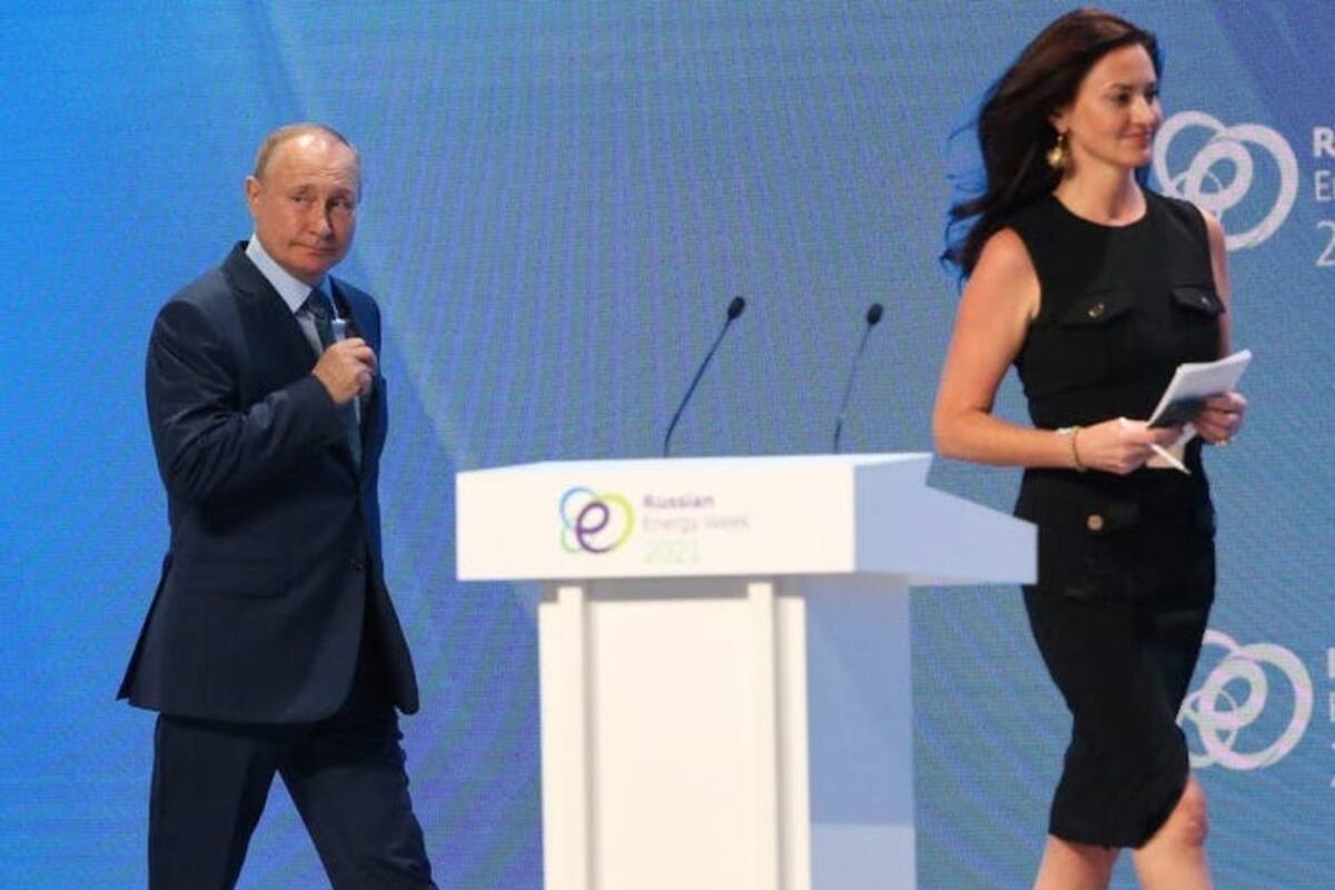 Putin, junto a la periodista norteamericana Hadley Gamble