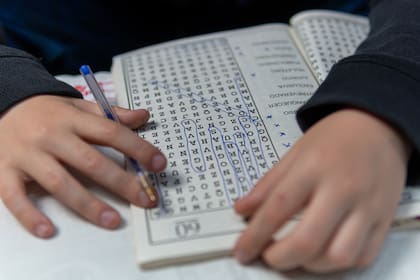 El crucigrama es un pasatiempo que atrae a grandes y chicos