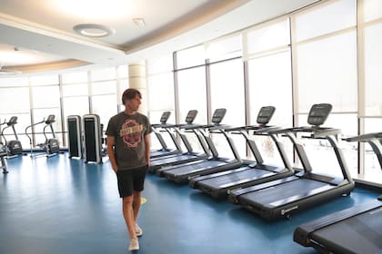 "Qatar 2022"
Dos canchas, 85 camas y un estadio para 10 mil personas: así es el predio de la Universidad de Qatar en el que vivirá la selección durante el Mundial.