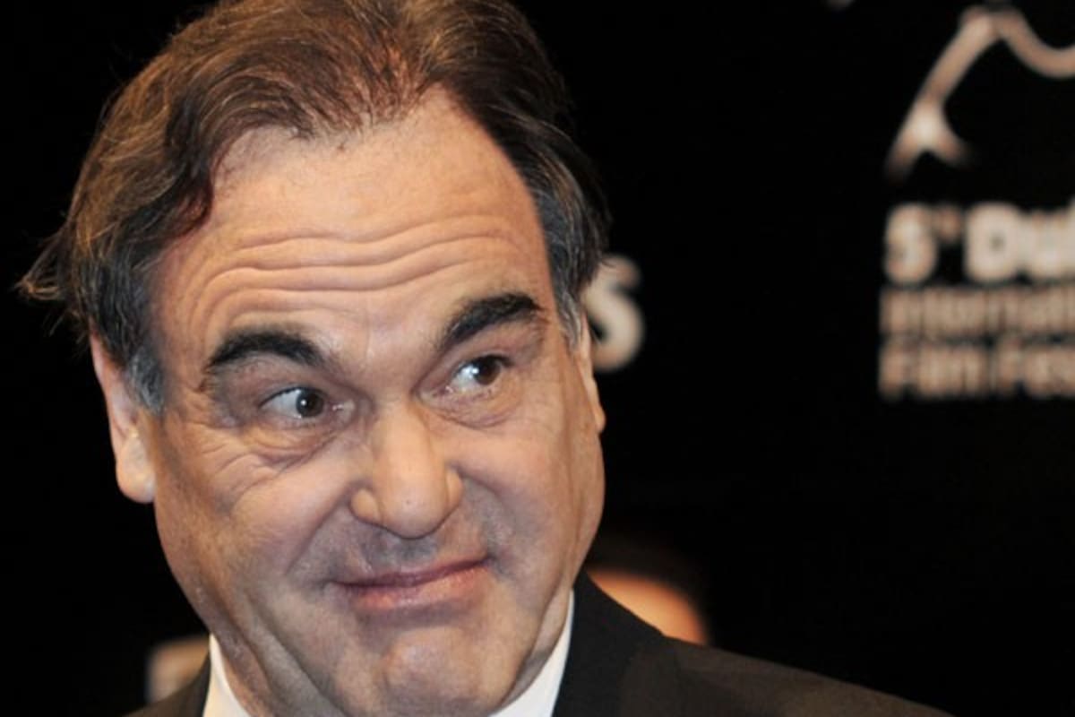 ¡Qué carucha! El director Oliver Stone, otro más de los asistentes al evento de Dubai.