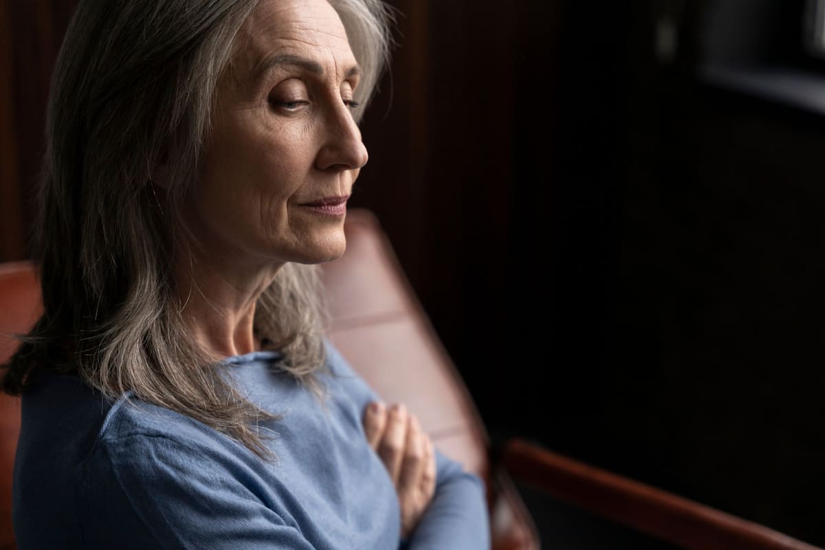 Qué dice la ciencia sobre la relación entre la soledad y la pérdida de memoria
