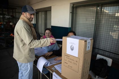 Qué dice la ley sobre el horario para votar