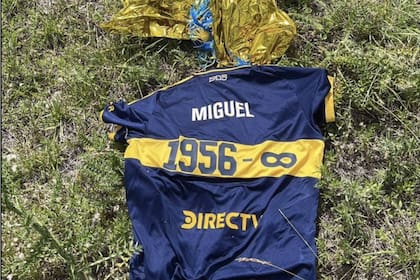 Qué dijo el joven uruguayo que encontró la camiseta en homenaje a Russo.